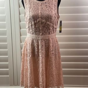 Gianni Binni NWT Blush lace dress